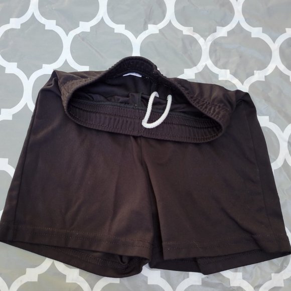 Girls Black Athletic Shorts - Size Girls 1/2 - Picture 2 of 3
